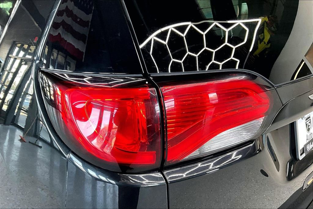 Used 2017 Chrysler Pacifica Touring-L image 22