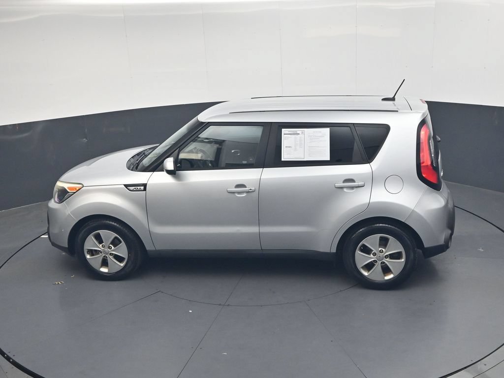 Used 2015 Kia Soul FWD image 33