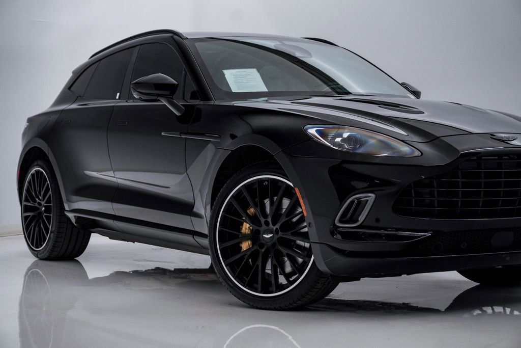 Used 2023 Aston Martin DBX AWD/4WD image 2