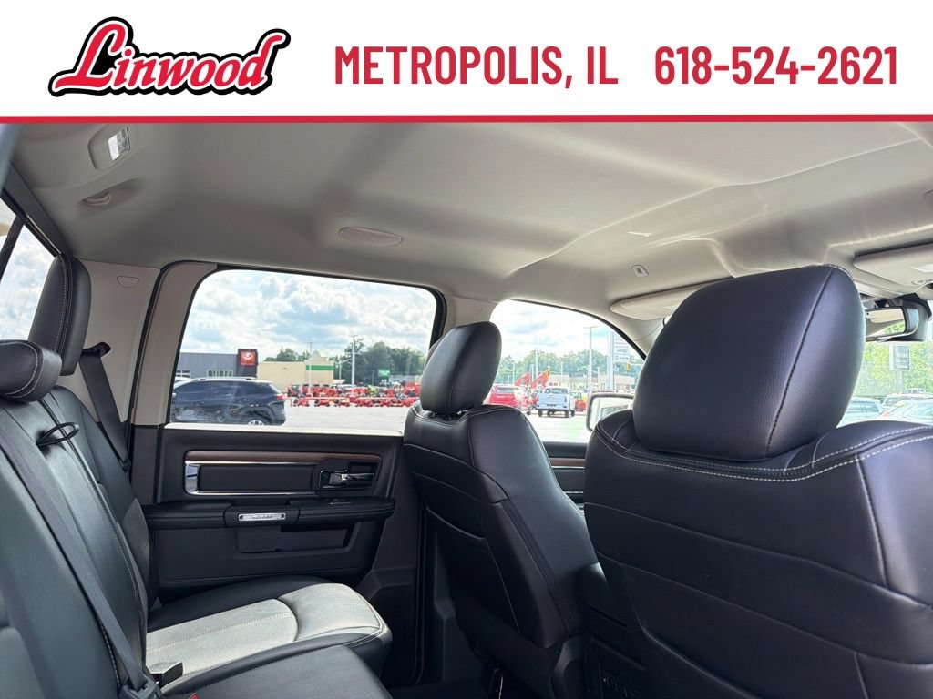 Used 2018 RAM 1500 Laramie w/ Convenience Group AWD/4WD image 9
