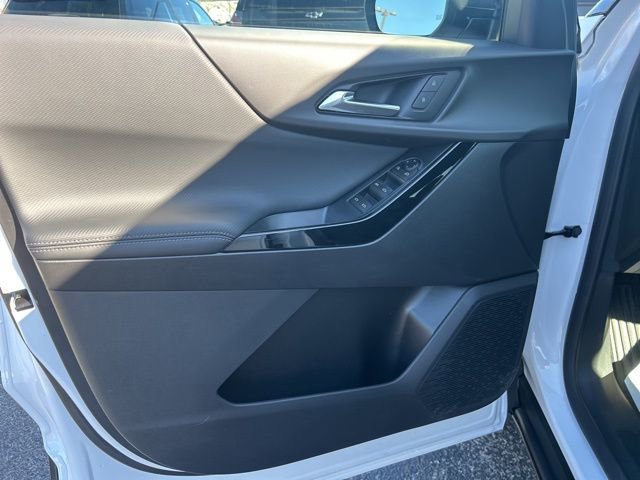 New 2026 Chevrolet Equinox LT w/ Midnight Edition image 11