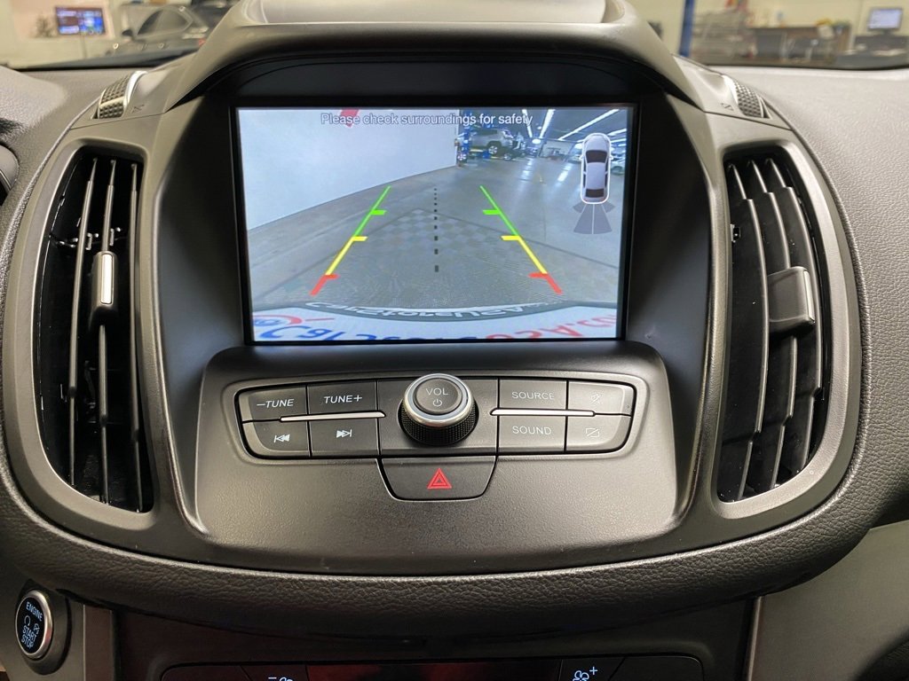 Used 2019 Ford Escape SEL image 35