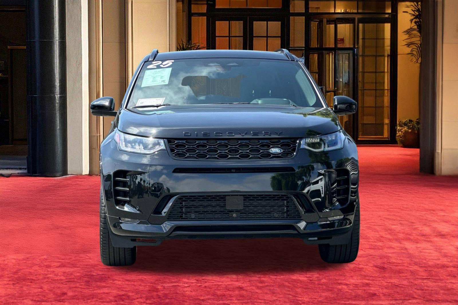 Certified 2025 Land Rover Discovery Sport Dynamic SE AWD/4WD image 6