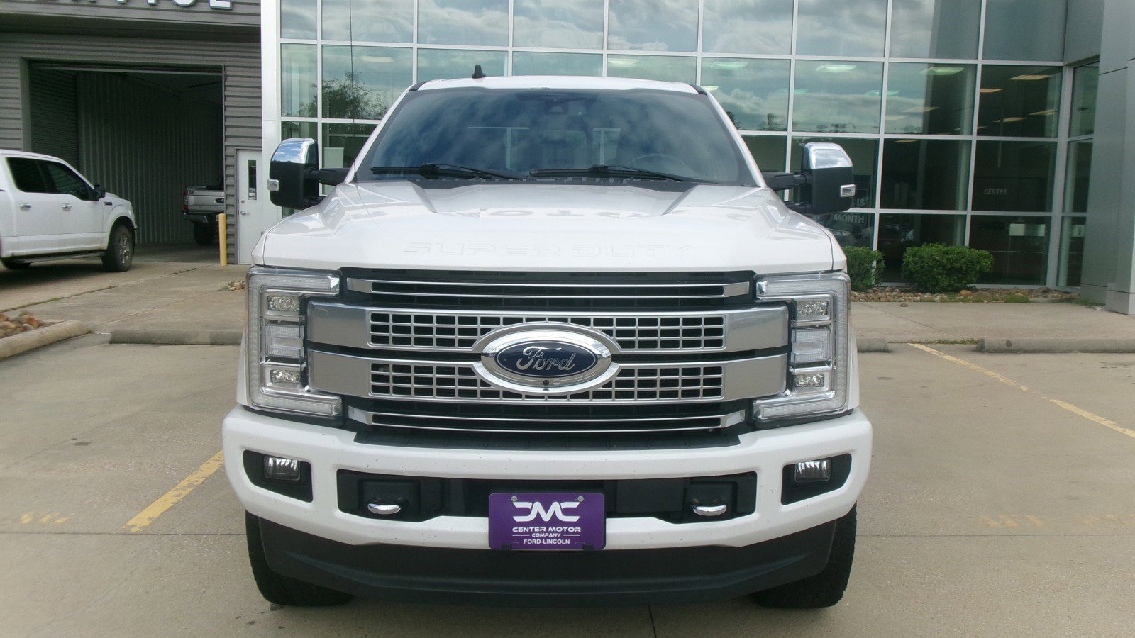 Used 2019 Ford F250 Platinum w/ Platinum Ultimate Package AWD/4WD image 1