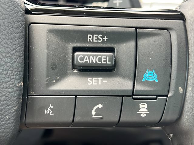 Used 2025 Nissan Rogue SL w/ SL Premium Package FWD image 22