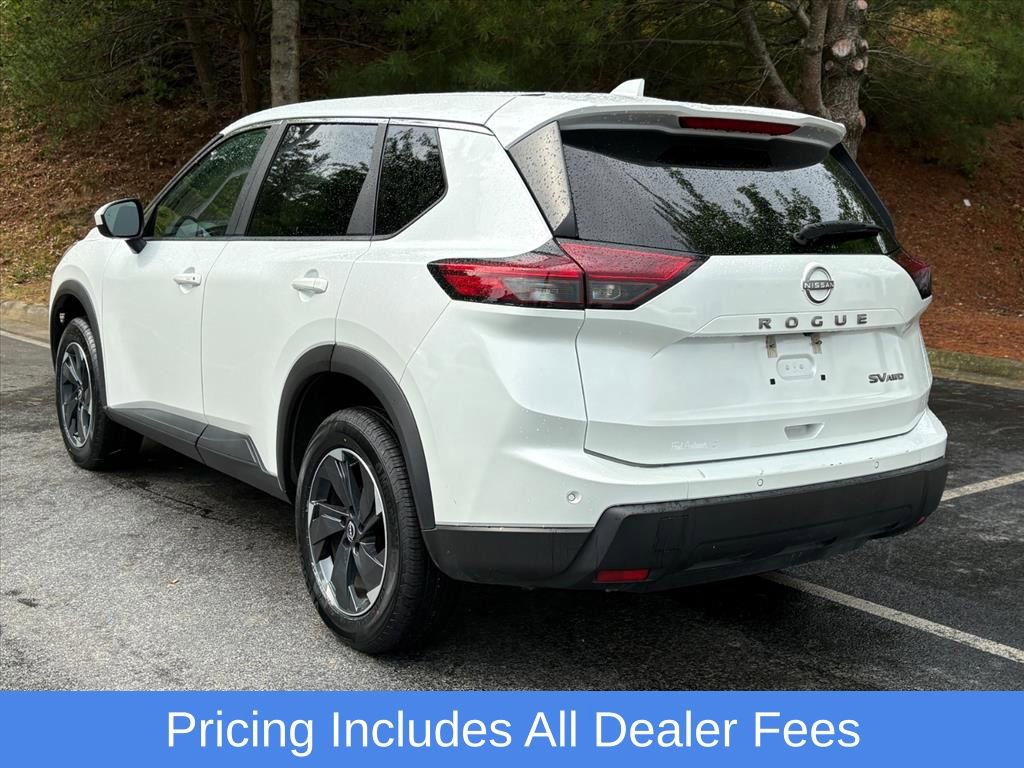 Used 2024 Nissan Rogue SV AWD/4WD image 6