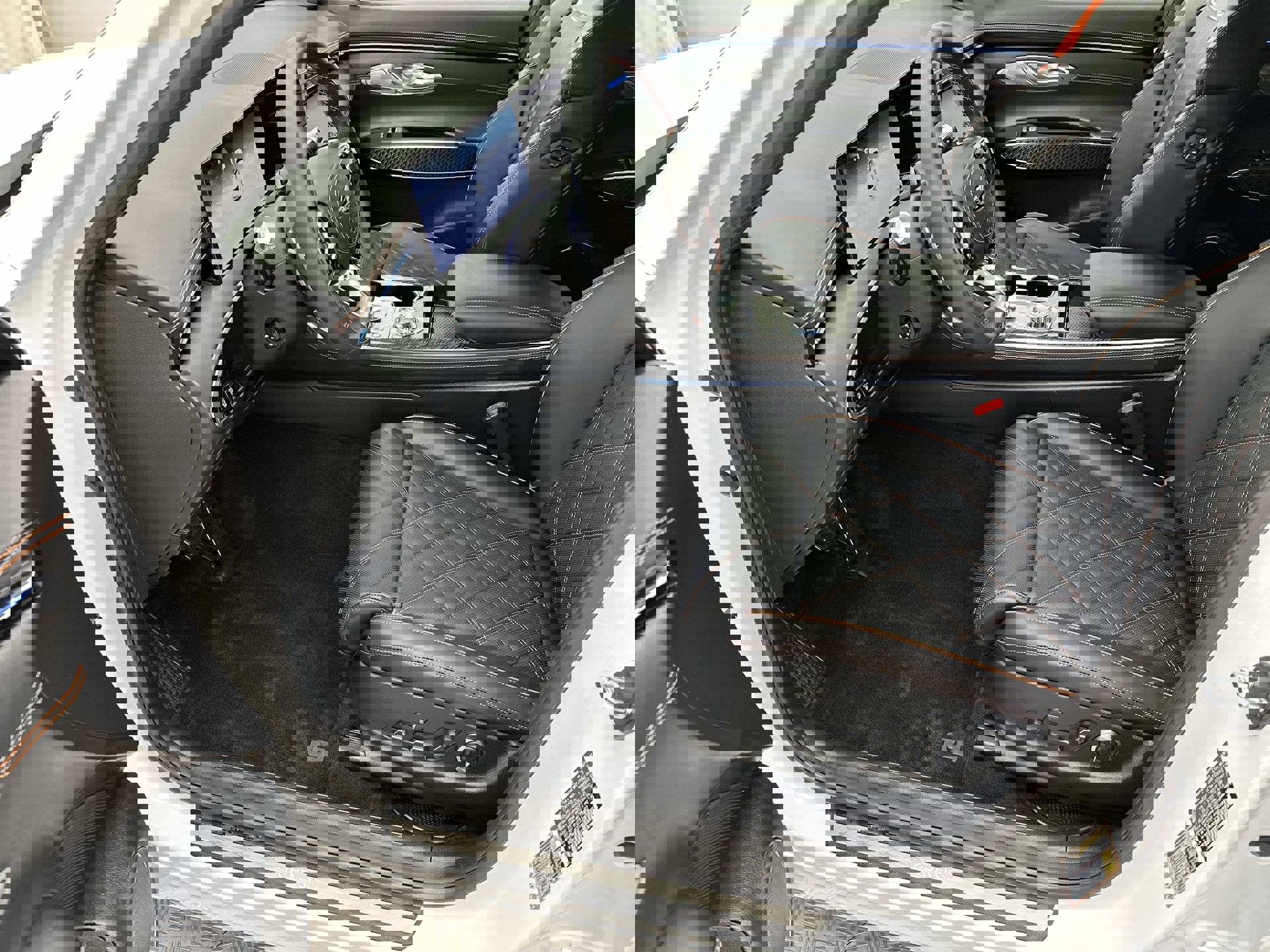 Certified 2026 Genesis GV70 3.5T Sport Prestige image 11