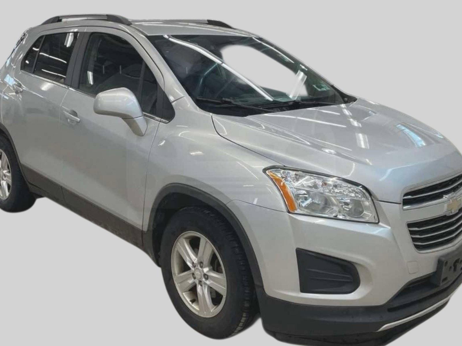 Used 2016 Chevrolet Trax LT image 2