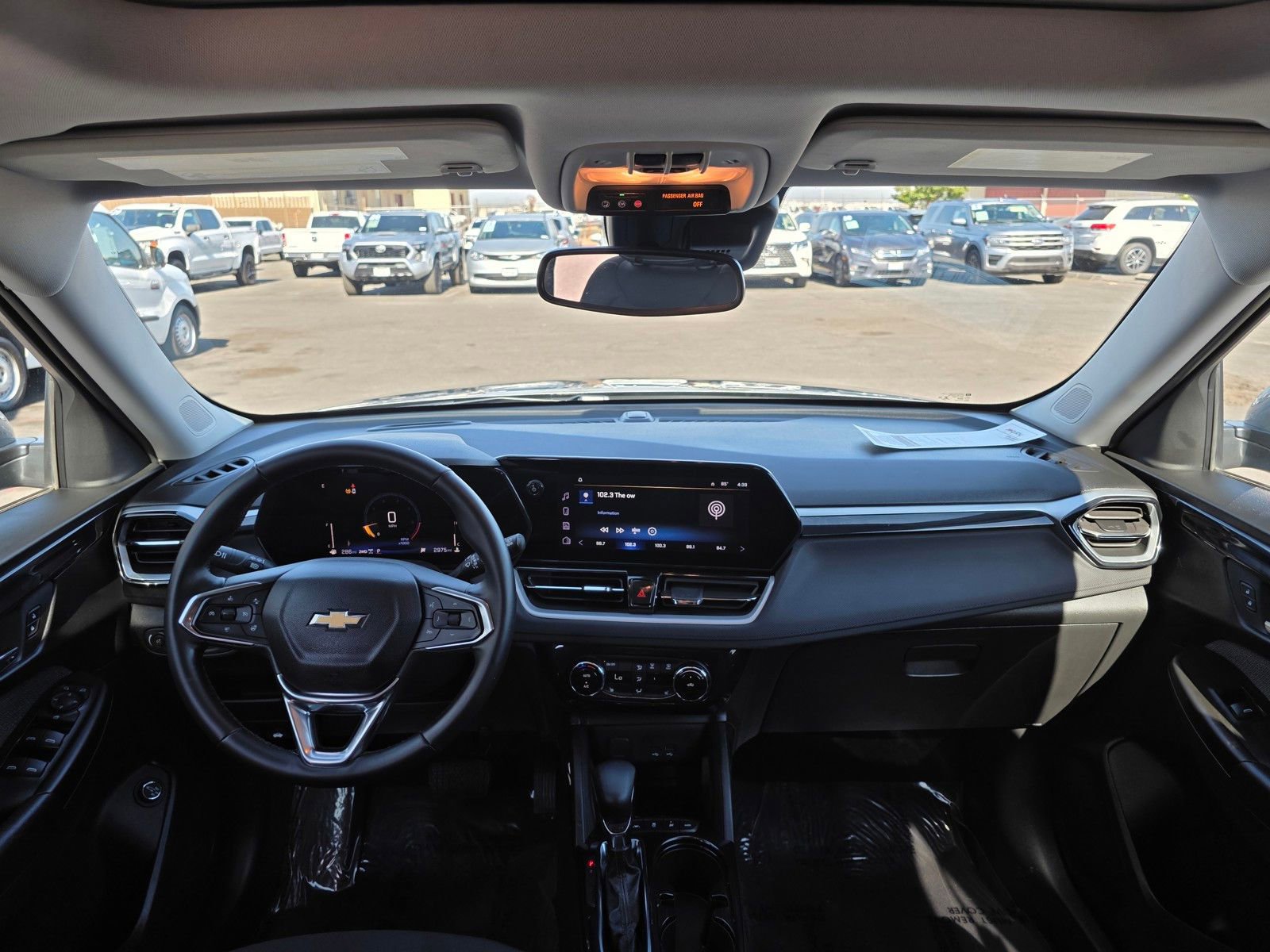 Used 2024 Chevrolet TrailBlazer LT w/ Convenience Package image 21