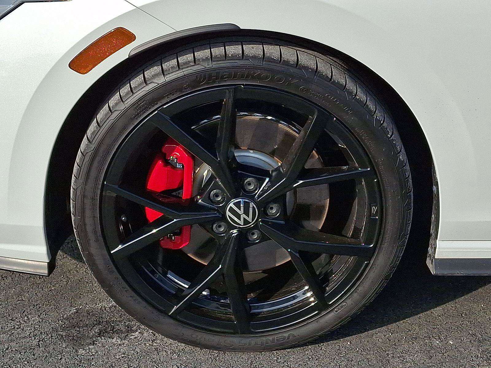 Used 2024 Volkswagen GTI SE image 11