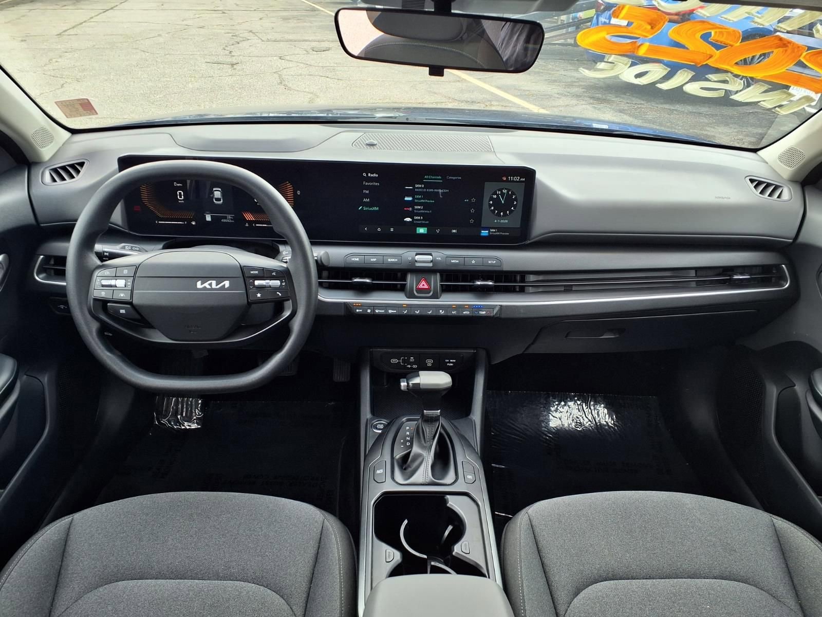 Used 2025 Kia K4 LXS image 3