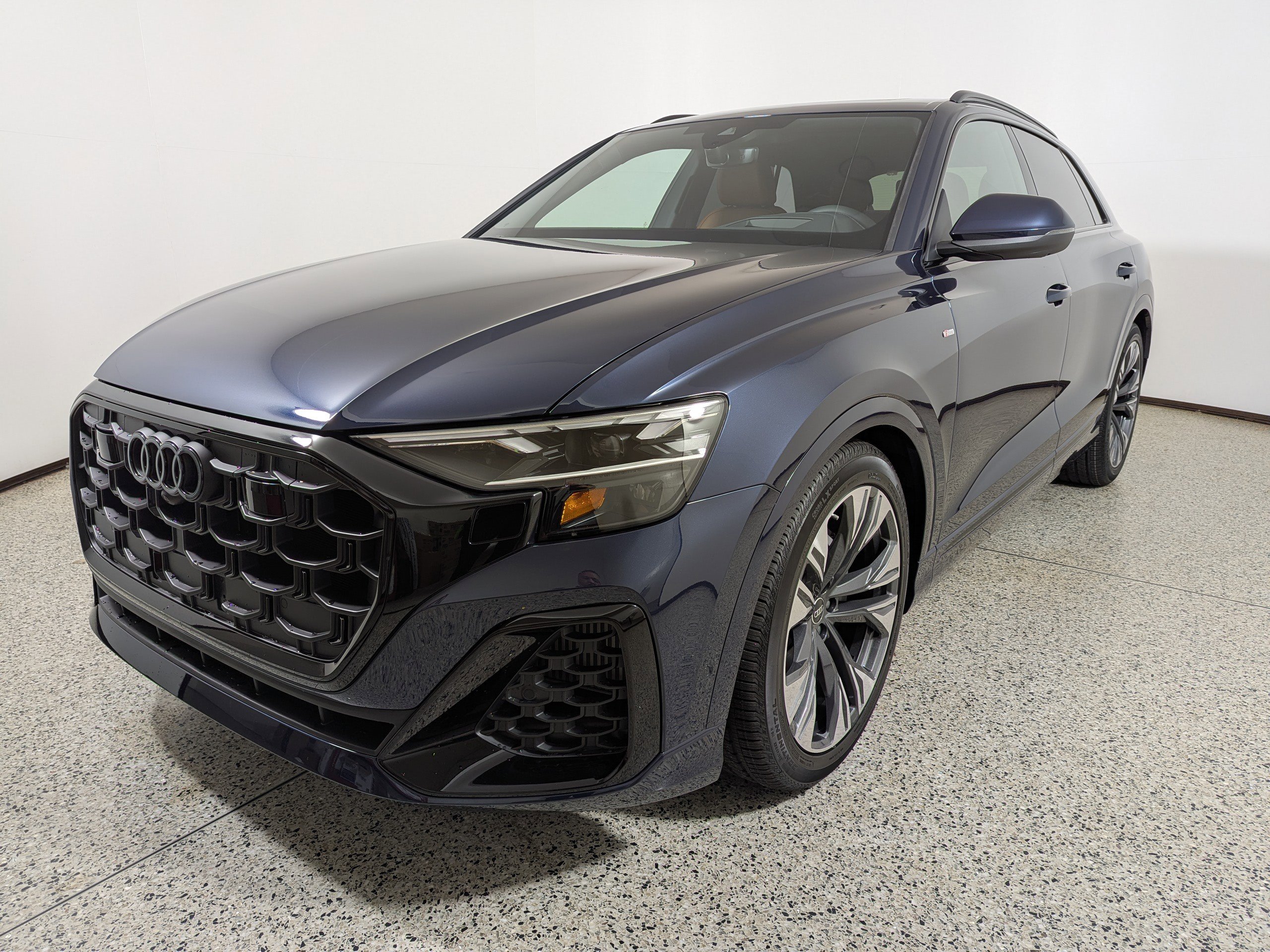 New 2026 Audi Q8 Prestige image 3
