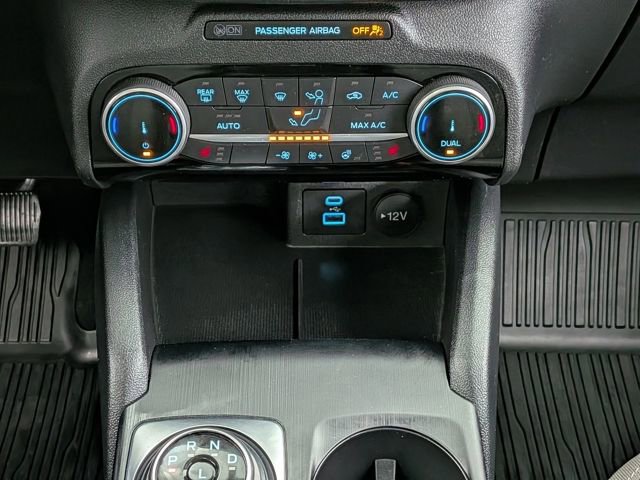 Certified 2022 Ford Escape SE w/ SE Sport Appearance Package image 28