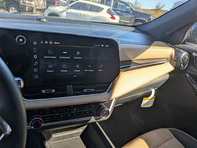New 2026 Chevrolet Equinox ACTIV w/ Convenience Package III FWD image 21