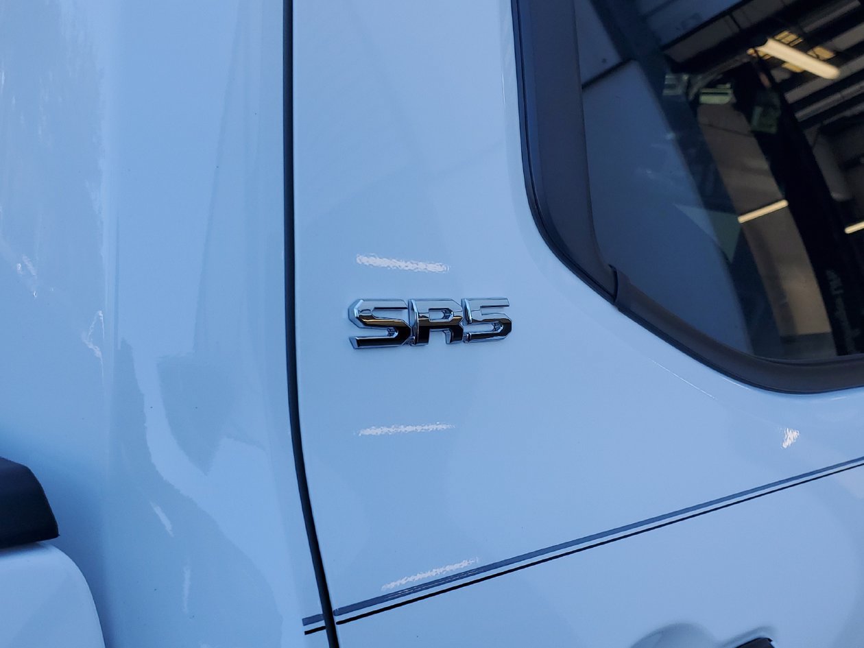 Used 2024 Toyota Tacoma SR5 AWD/4WD image 8