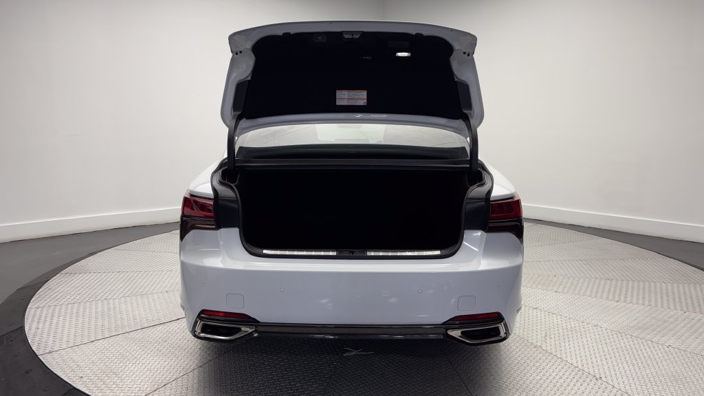 Used 2022 Lexus LS 500 F Sport AWD/4WD image 49