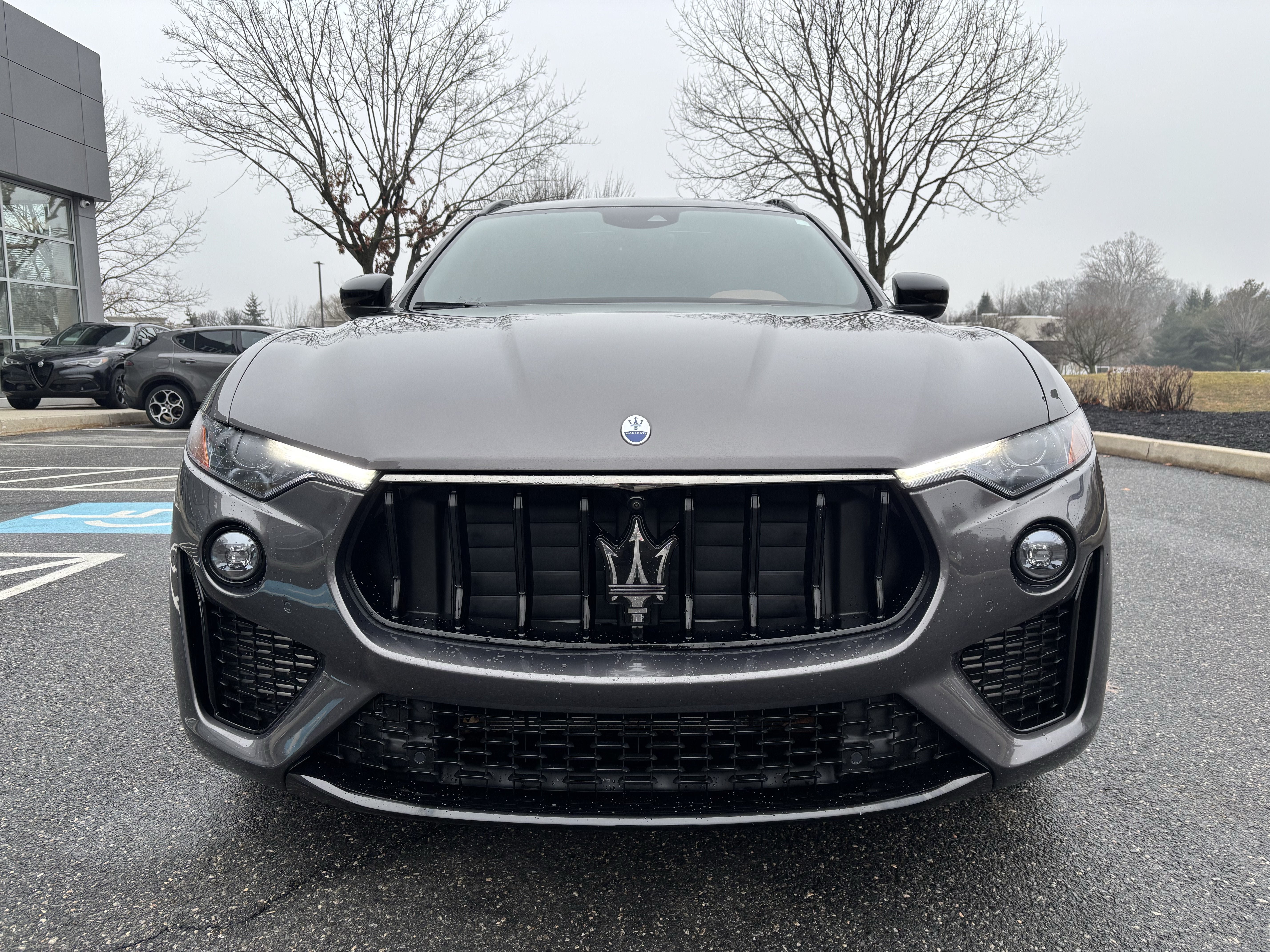 Used 2022 Maserati Levante GT AWD/4WD image 8