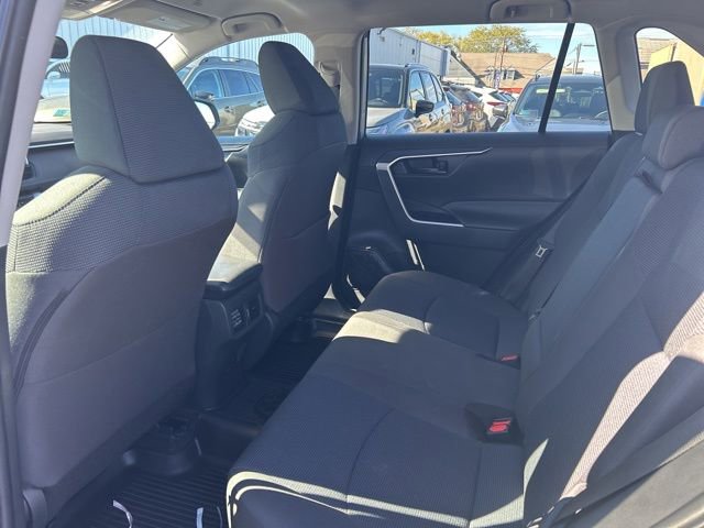Used 2023 Toyota RAV4 LE AWD/4WD image 11