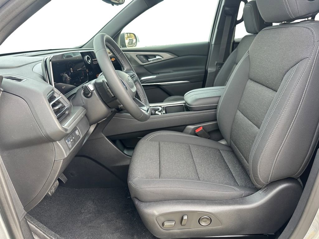 New 2026 Chevrolet Traverse LT image 9