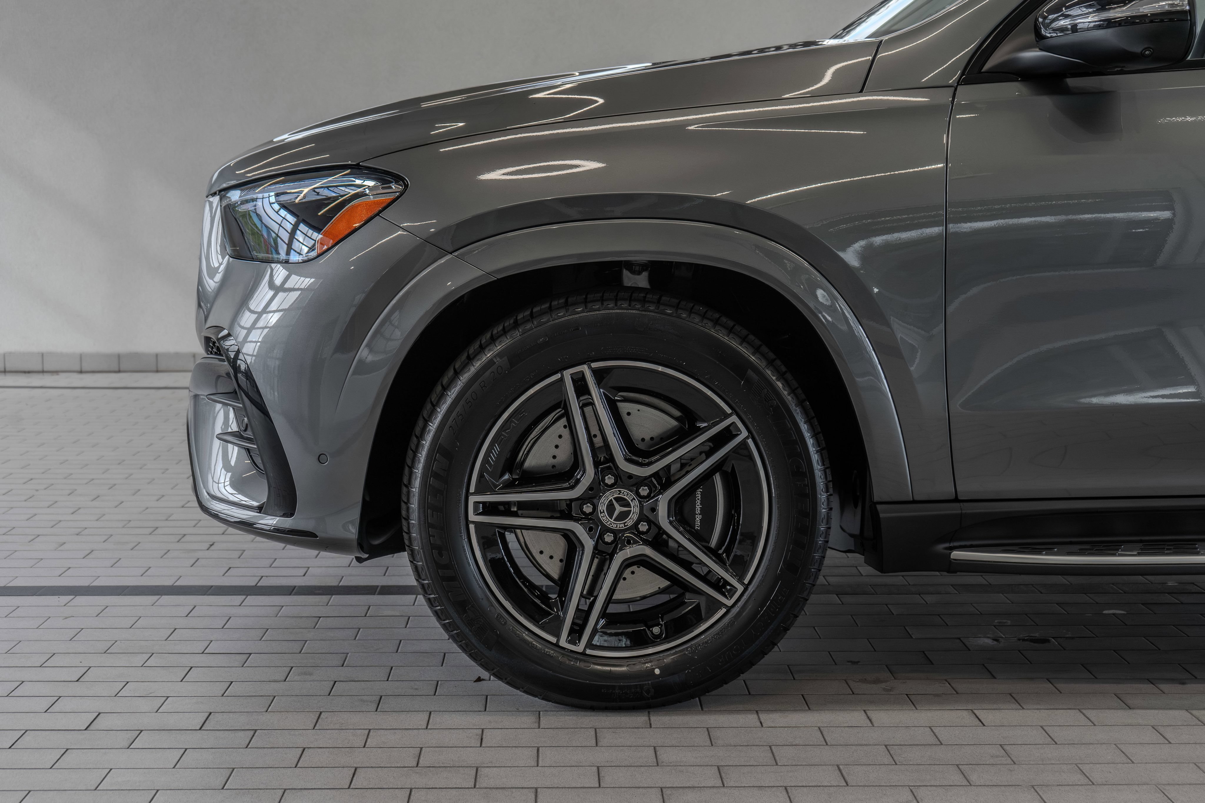 Certified 2026 Mercedes-Benz GLE 450 4MATIC image 4