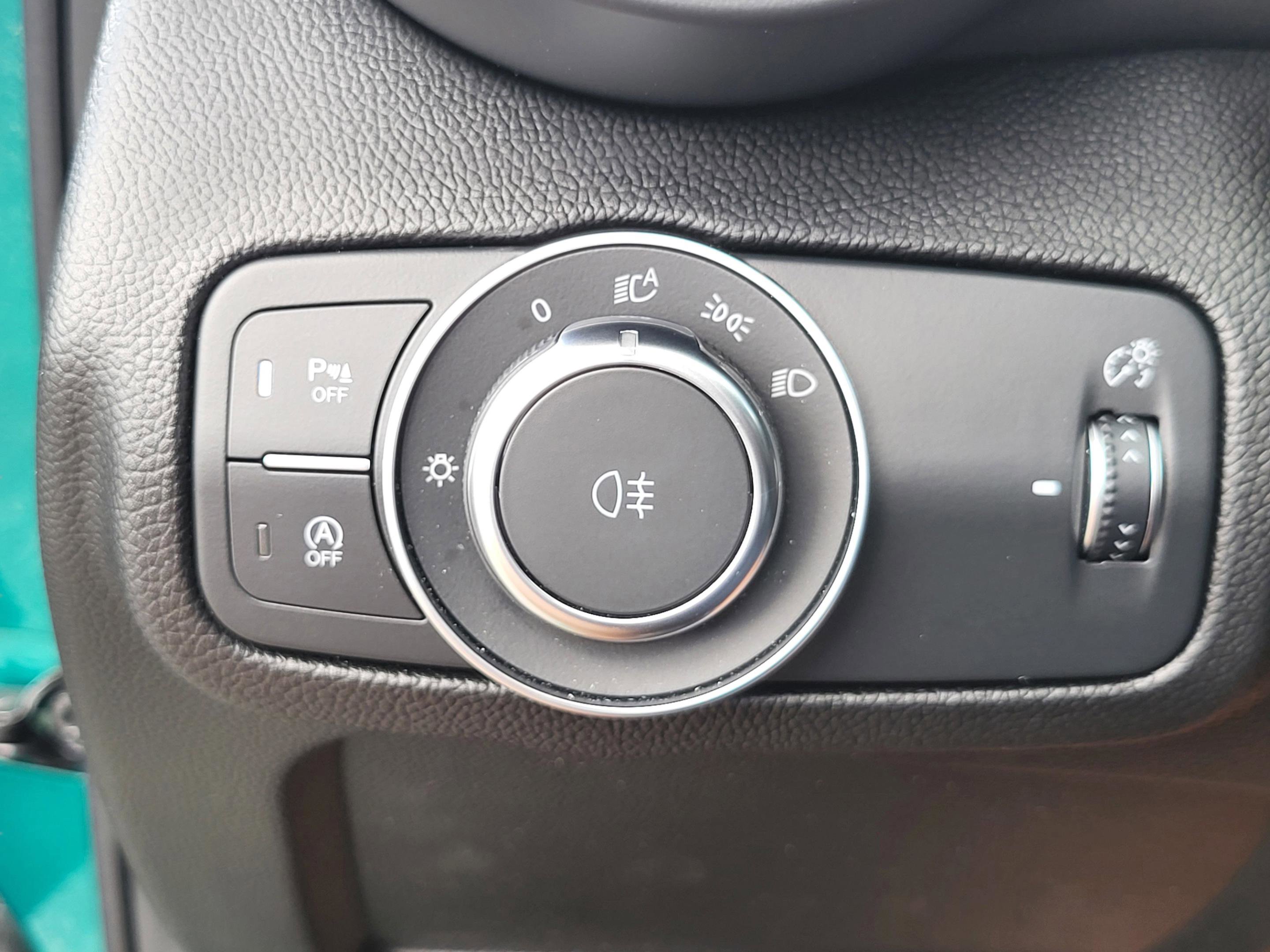 New 2025 Alfa Romeo Giulia w/ Driving Assist Package RWD image 54