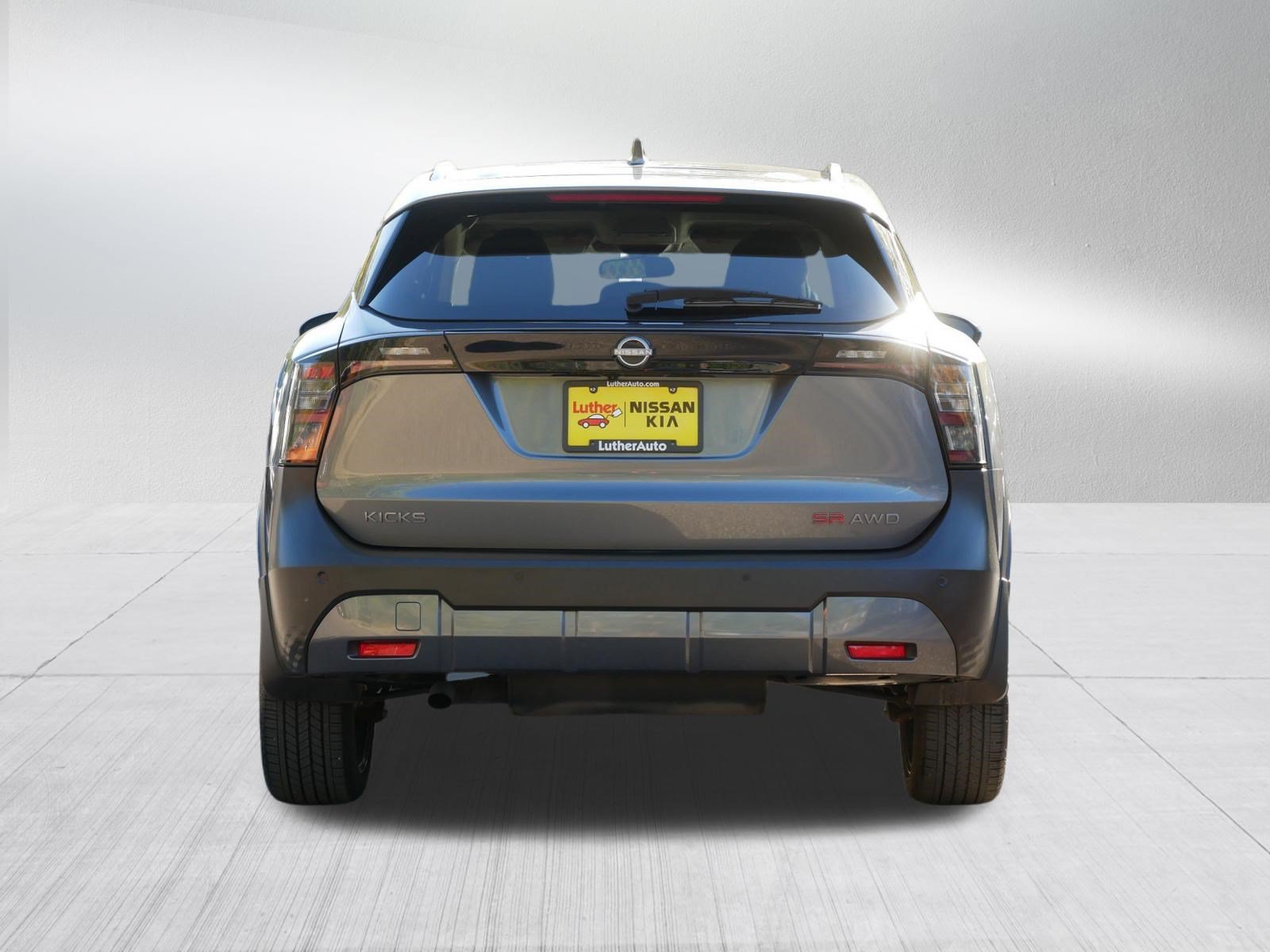 Certified 2025 Nissan Kicks SR AWD/4WD image 6