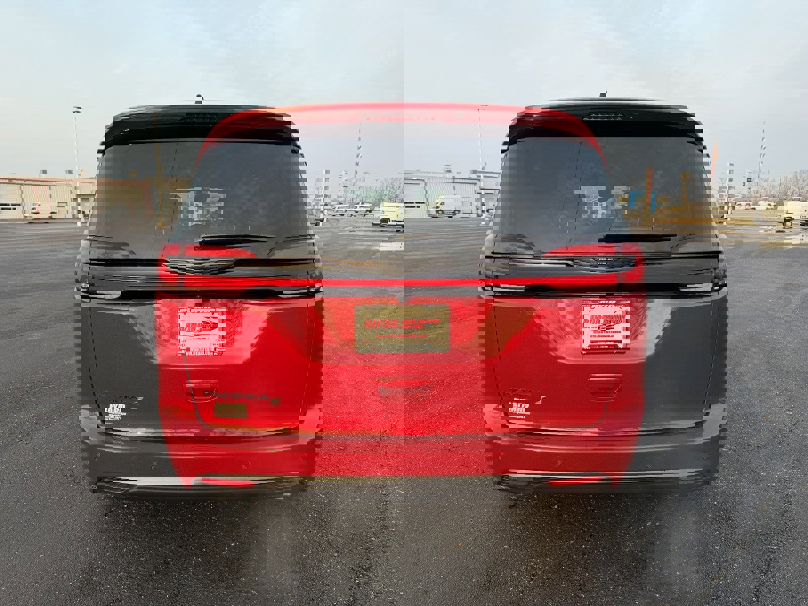 New 2026 Chrysler Pacifica Select image 7