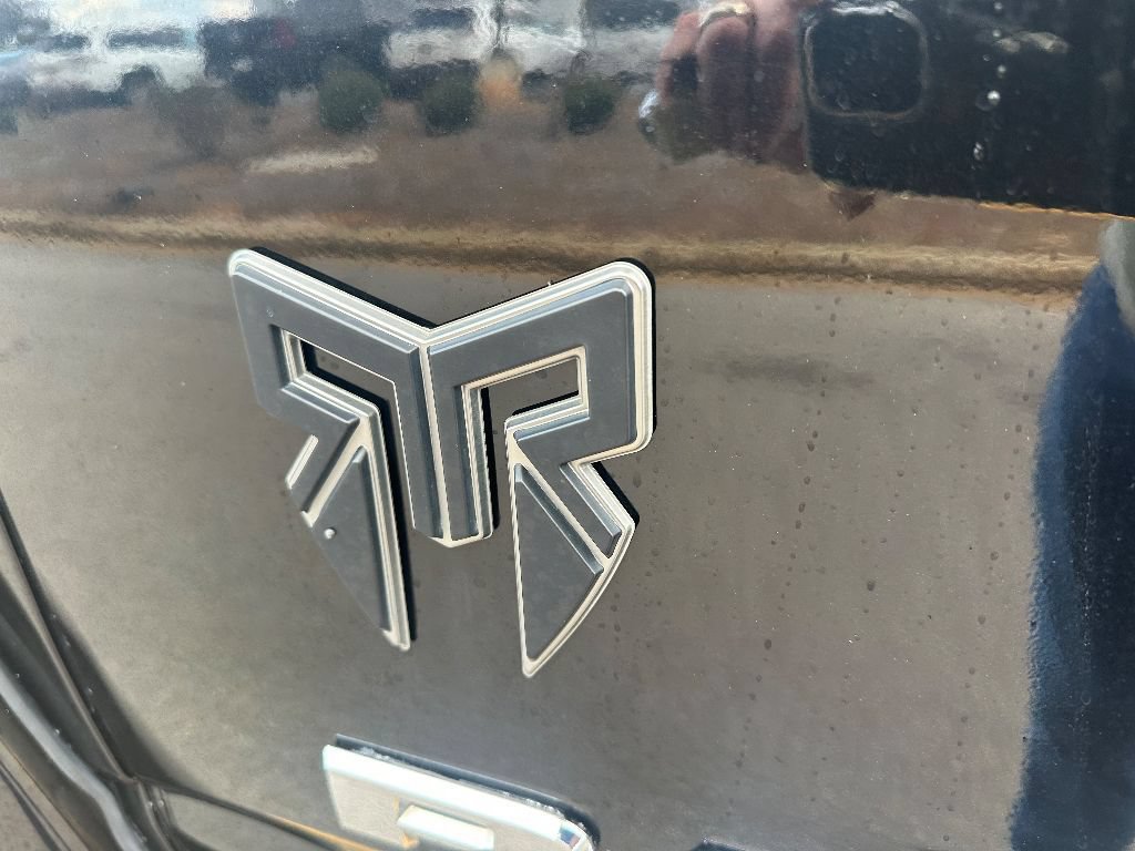 Used 2024 RAM 1500 Laramie AWD/4WD image 9