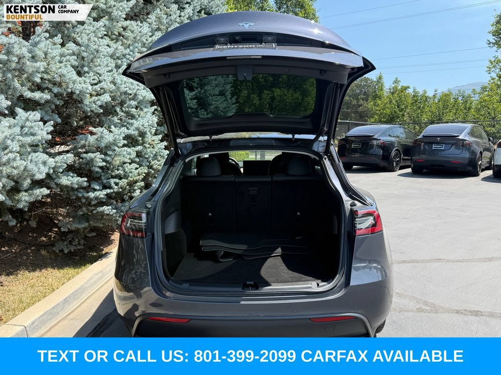 Used 2021 Tesla Model Y Long Range AWD/4WD image 30