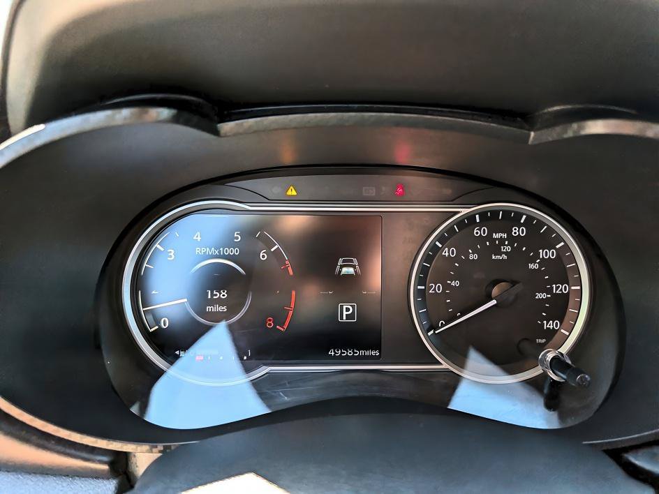 Used 2024 Nissan Versa SR FWD image 17