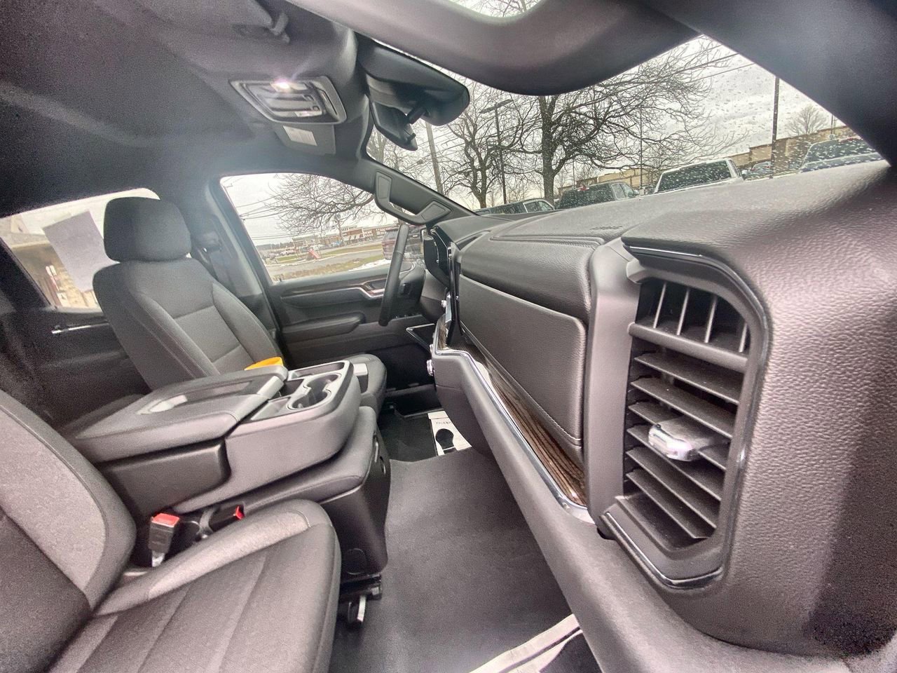Certified 2025 GMC Sierra 1500 Elevation AWD/4WD image 28