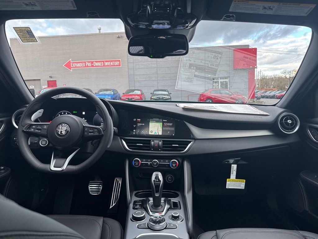 New 2025 Alfa Romeo Giulia AWD w/ Driving Assist Package image 13