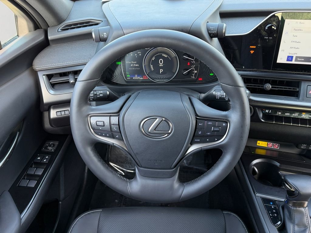Used 2023 Lexus UX 250h F Sport w/ Accessory Package (Z1) image 17