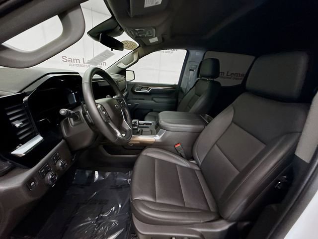 Used 2025 Chevrolet Silverado 1500 LT Trail Boss w/ Convenience Package II AWD/4WD image 24