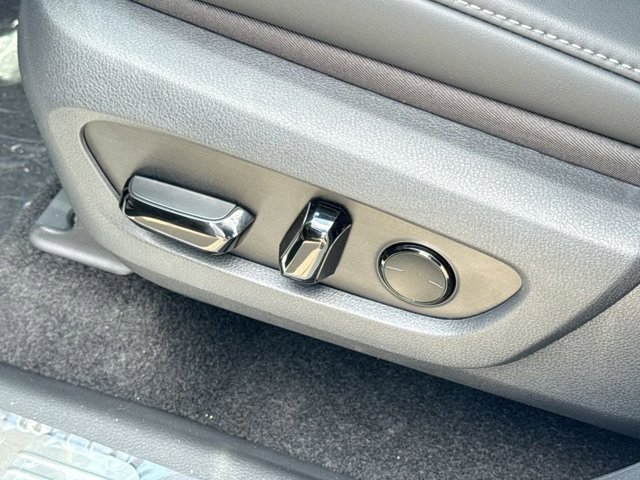 New 2026 Lexus TX 500h AWD image 22