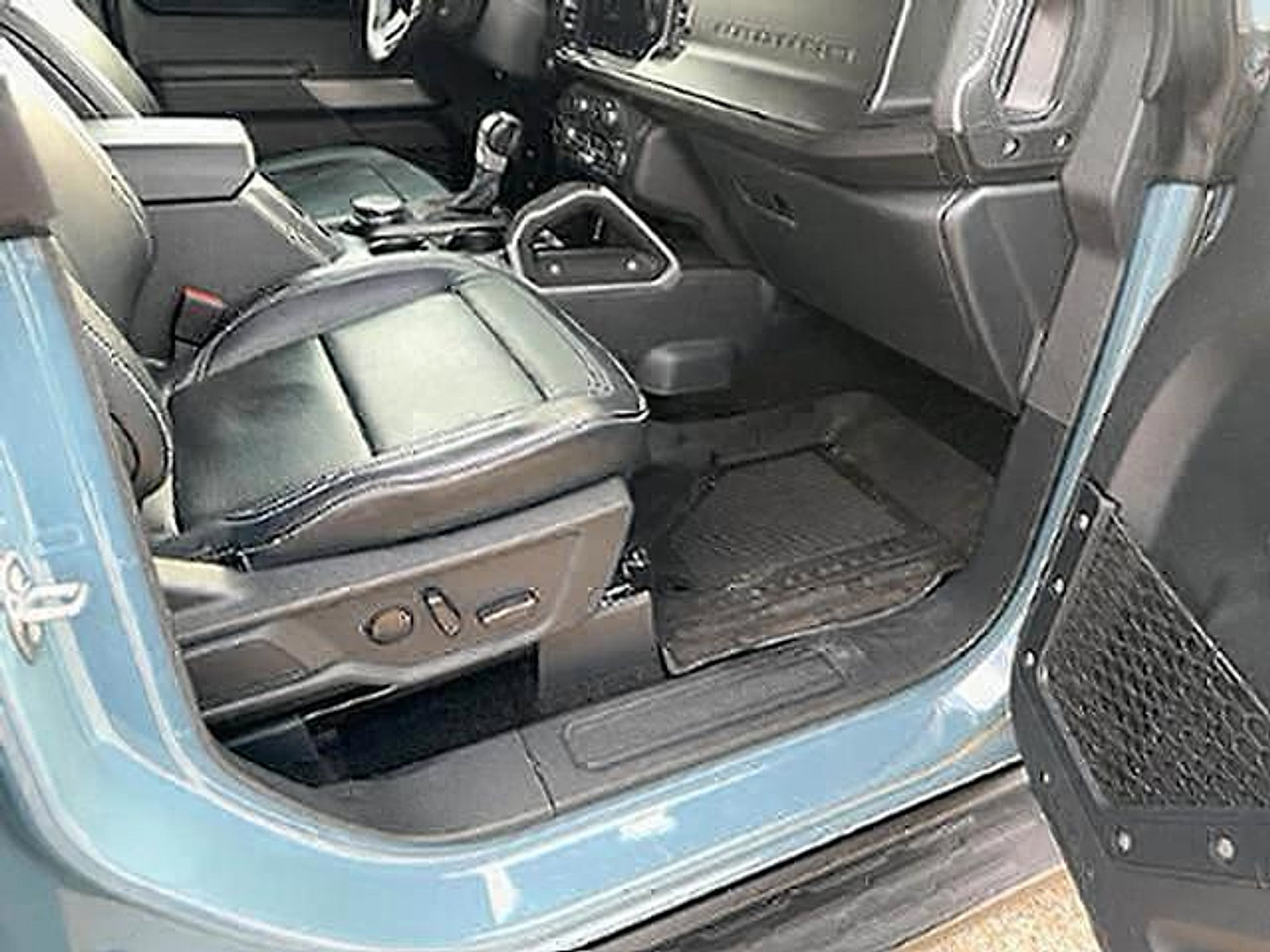 Used 2021 Ford Bronco First Edition AWD/4WD image 8
