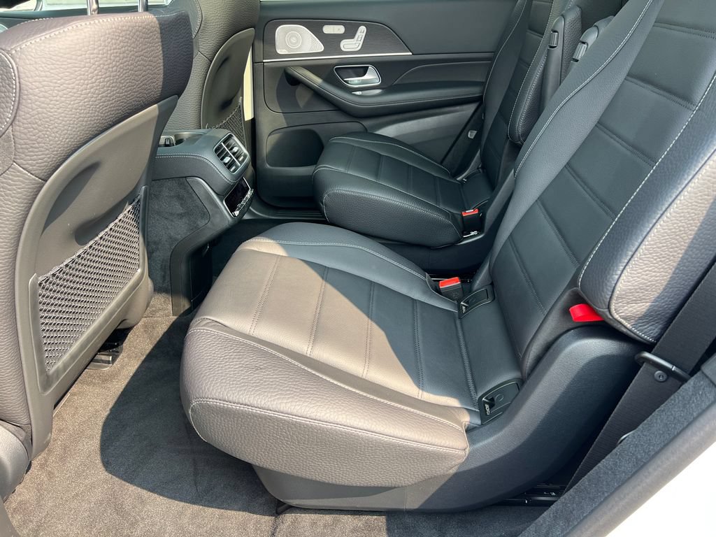 New 2026 Mercedes-Benz GLS 450 4MATIC image 26
