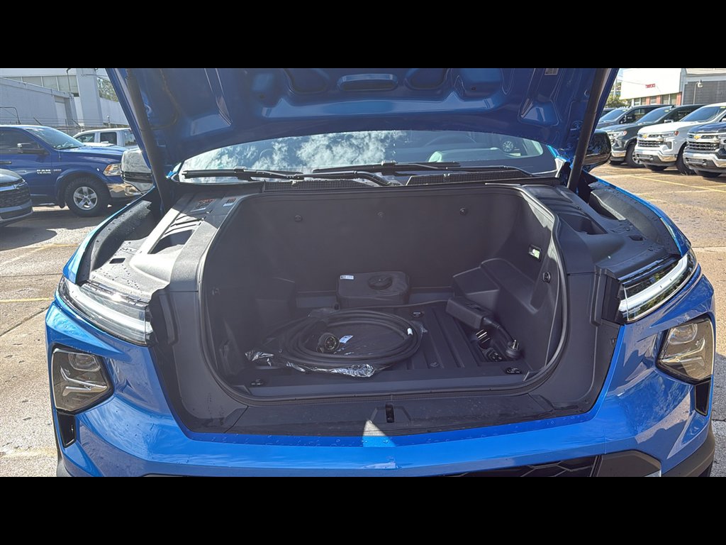 New 2026 Chevrolet Silverado EV Trail Boss image 30