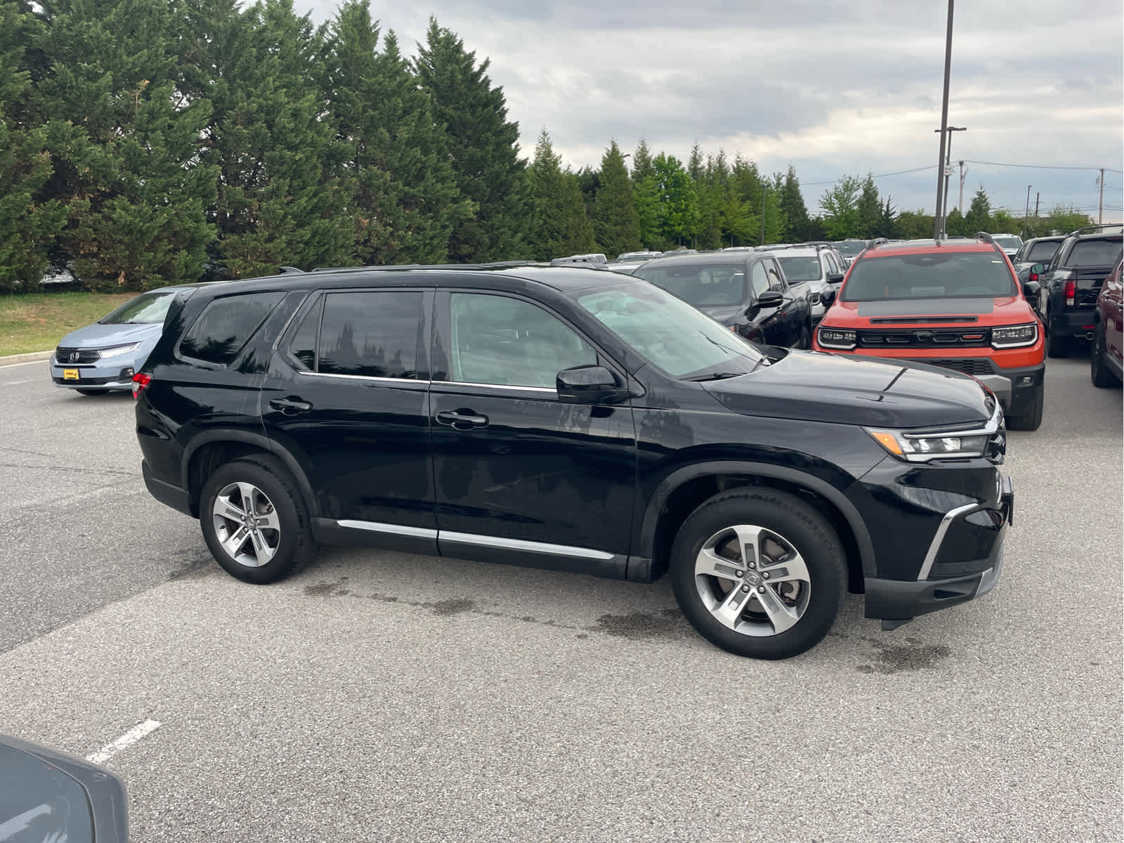 Used 2023 Honda Pilot EX-L image 5