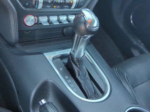 Used 2019 Ford Mustang Premium RWD image 21