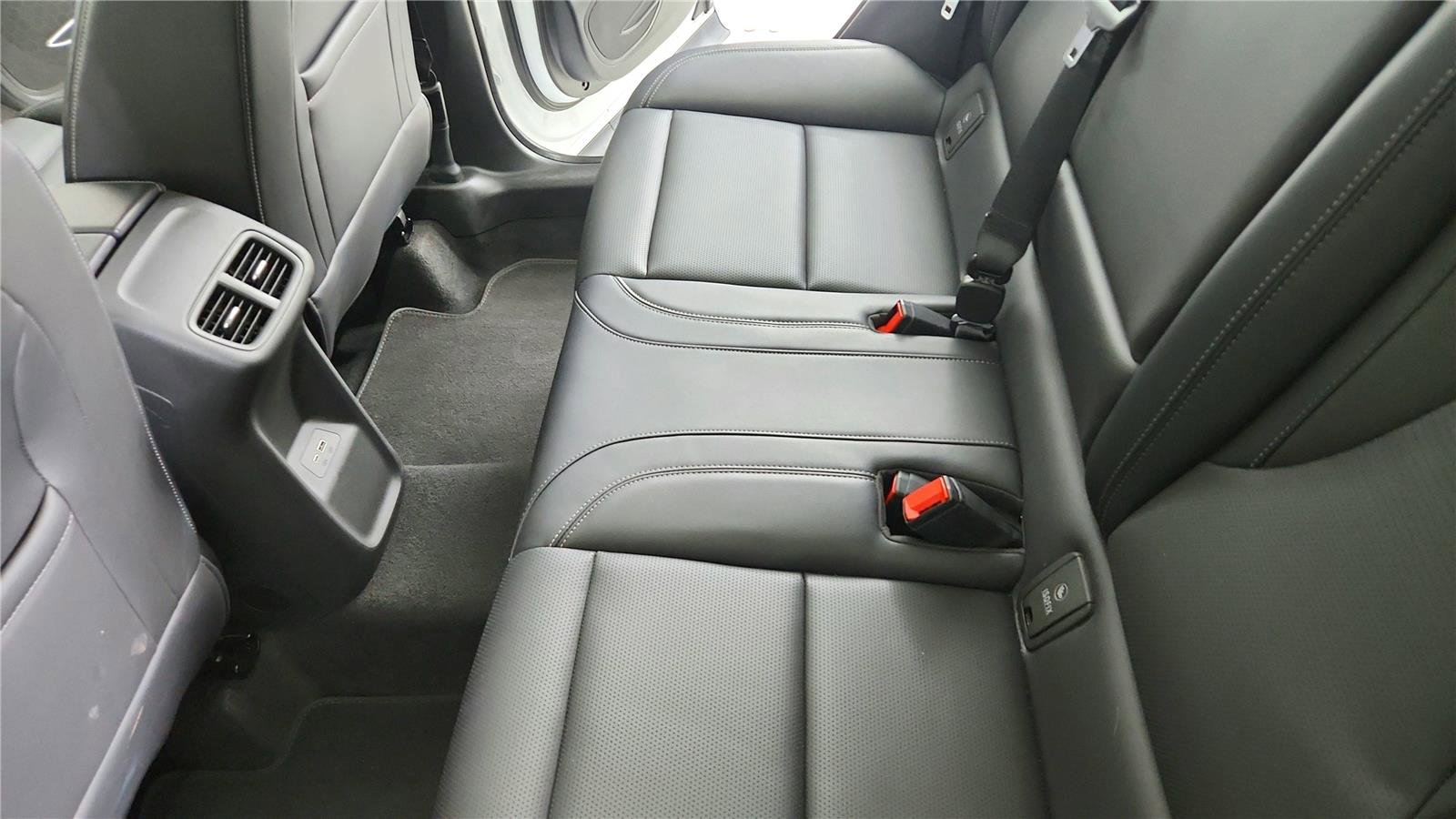 Used 2025 Buick Envision Preferred image 16