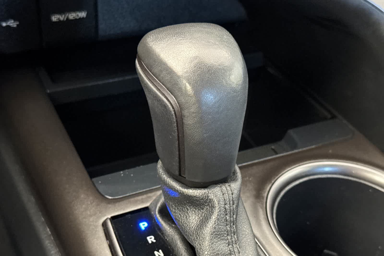 Used 2023 Toyota Camry SE w/ Convenience Package FWD image 21