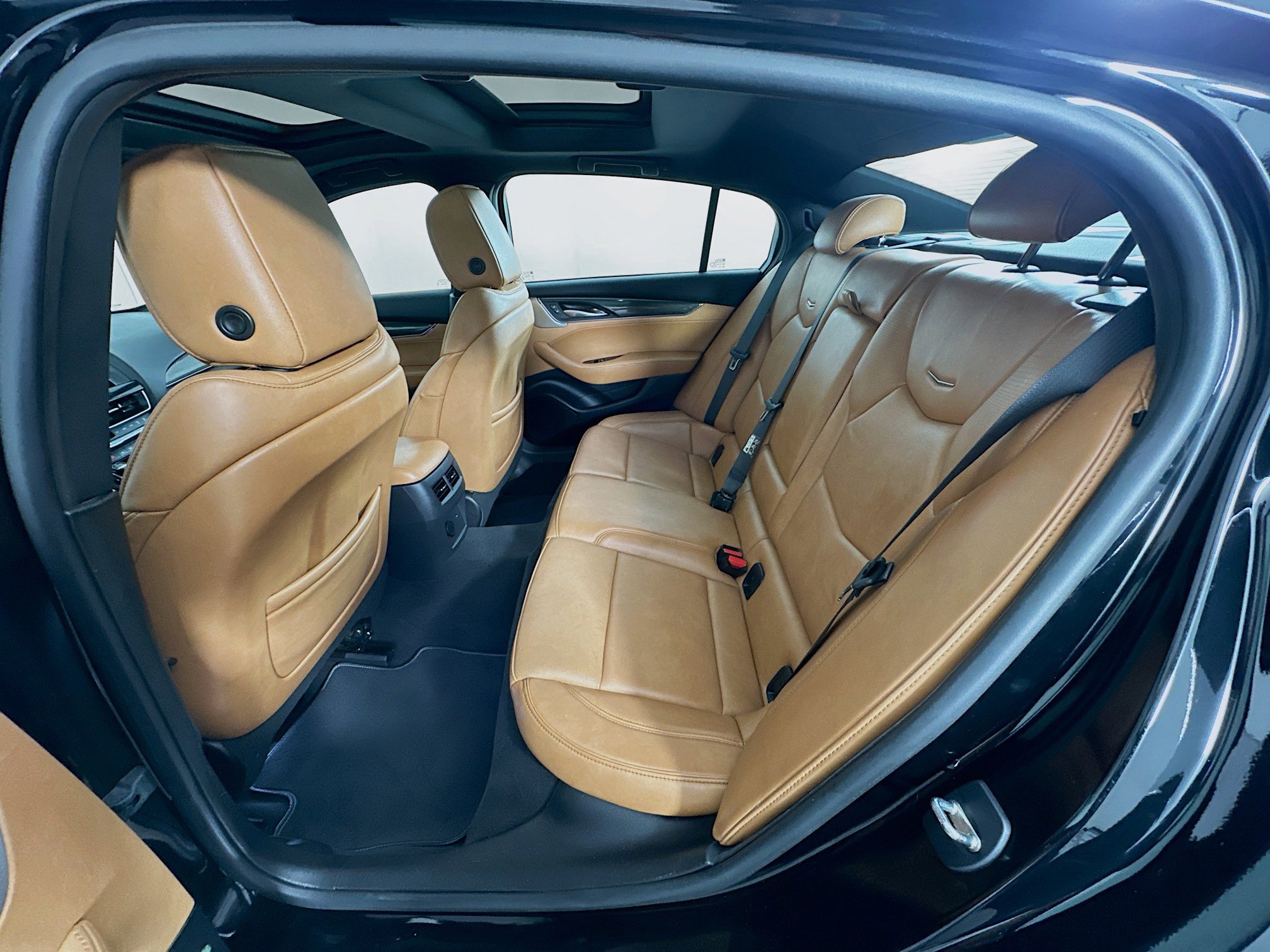 Used 2020 Cadillac CT5 V w/ Platinum Package image 30