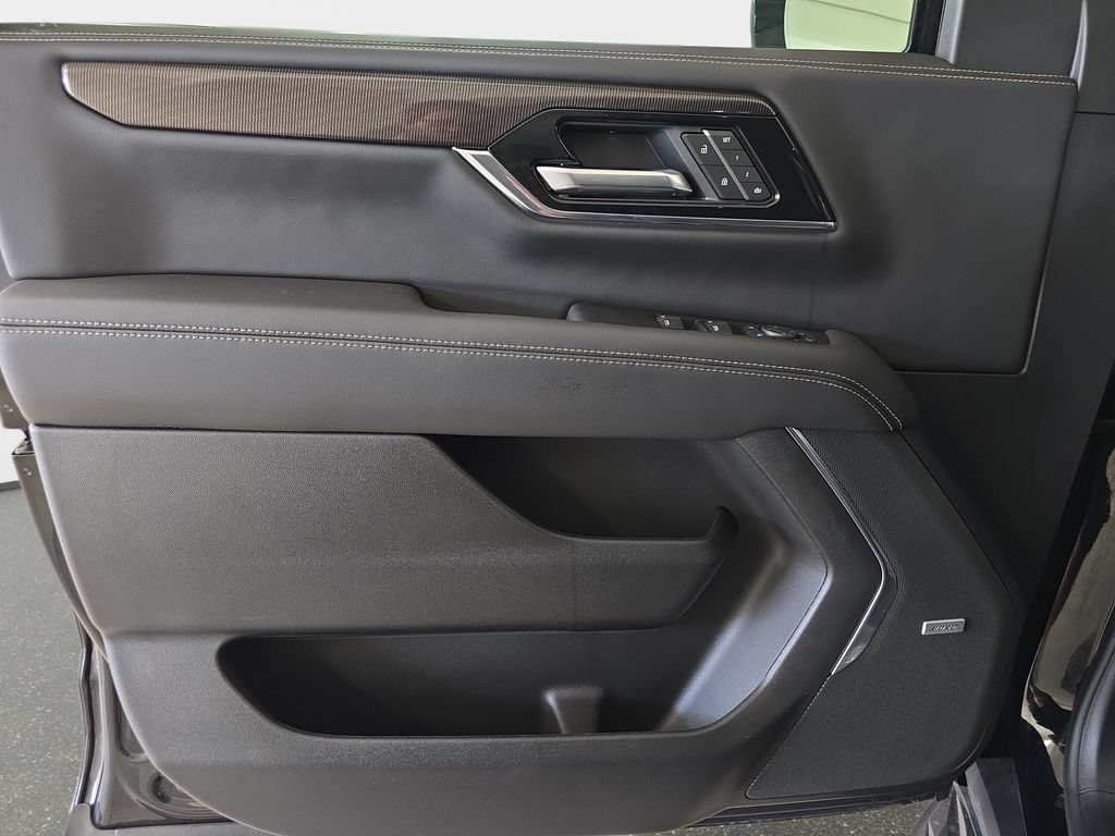 Used 2026 GMC Yukon XL Elevation RWD image 27