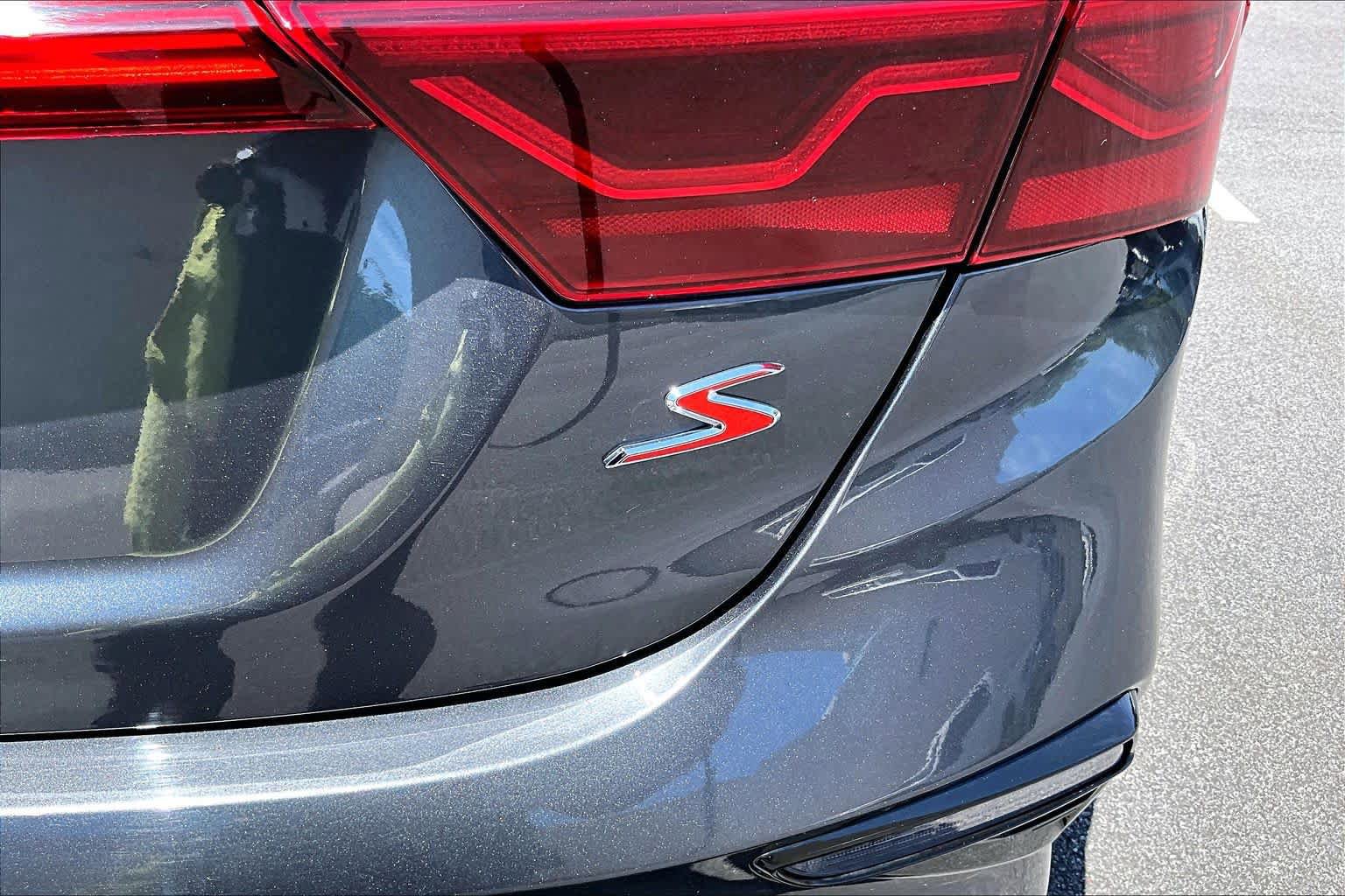 Used 2019 Kia Forte S FWD image 10