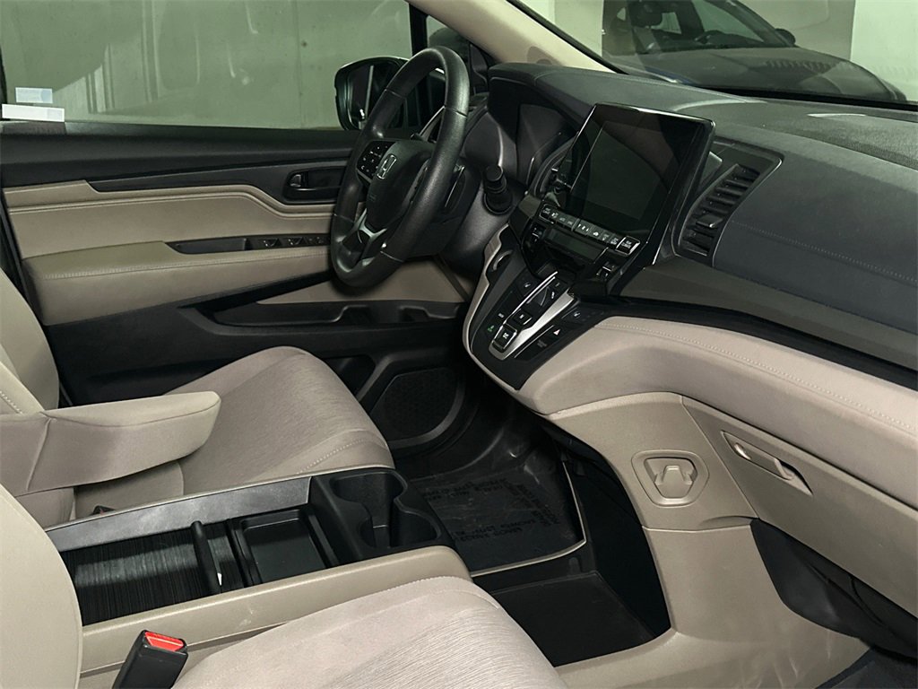 Used 2019 Honda Odyssey EX image 12