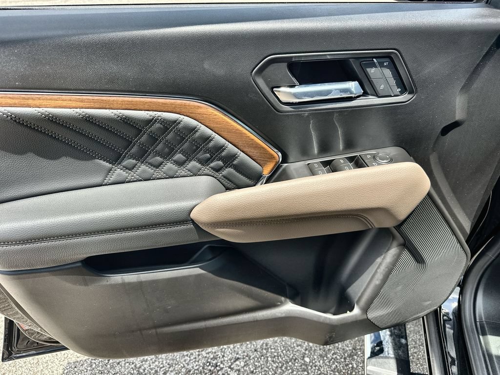 New 2026 GMC Canyon Denali AWD/4WD image 21