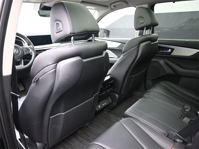 Used 2024 Acura MDX FWD w/ Technology Package image 16