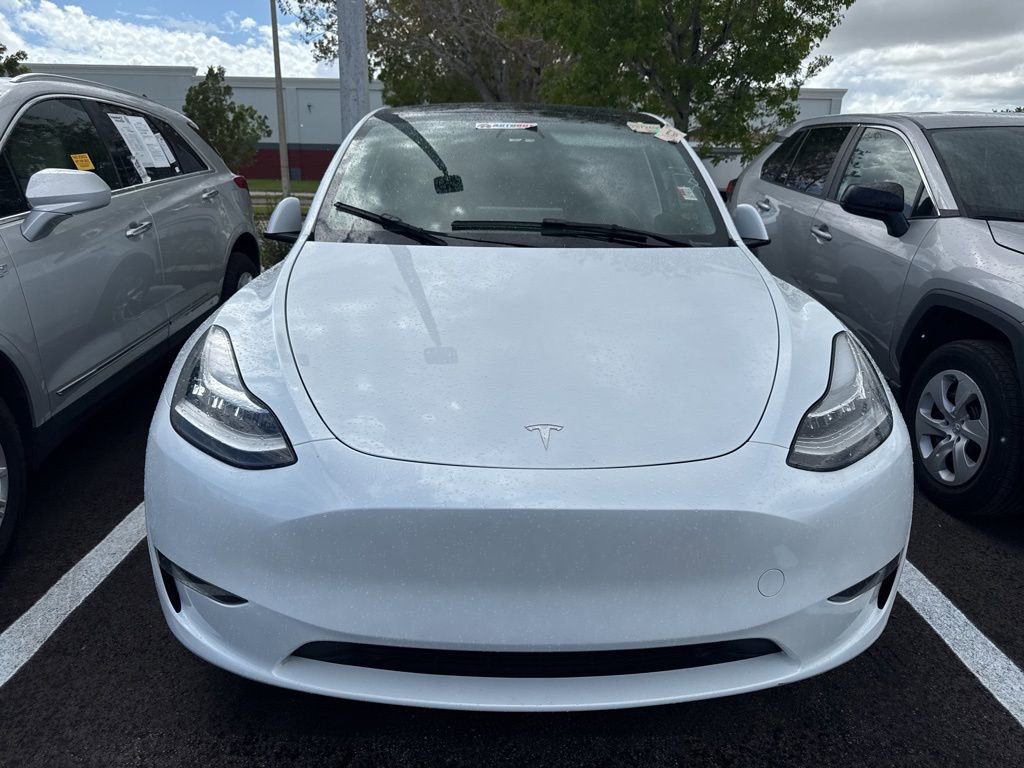 Used 2023 Tesla Model Y Long Range image 2