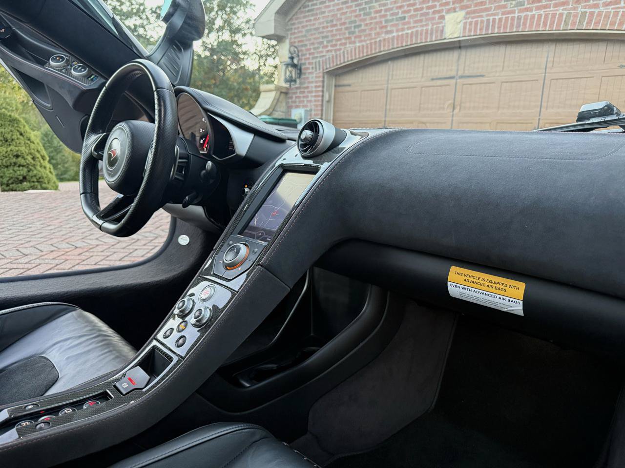 Used 2012 McLaren MP4-12C Coupe RWD image 28
